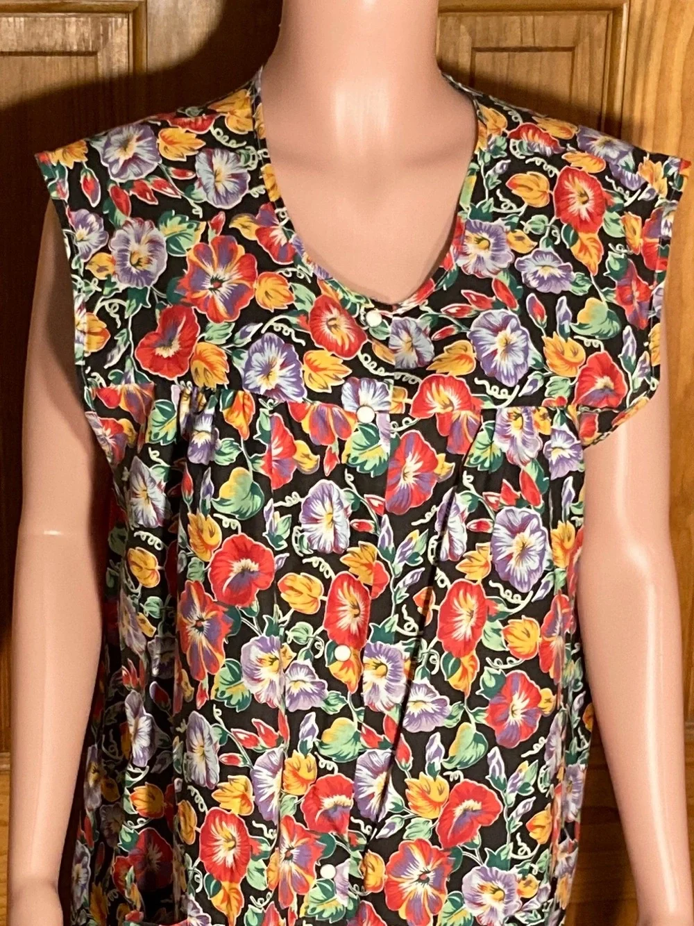 NWOT Vintage Unbranded Sleeveless Snap Front Housecoat Duster Nightgown